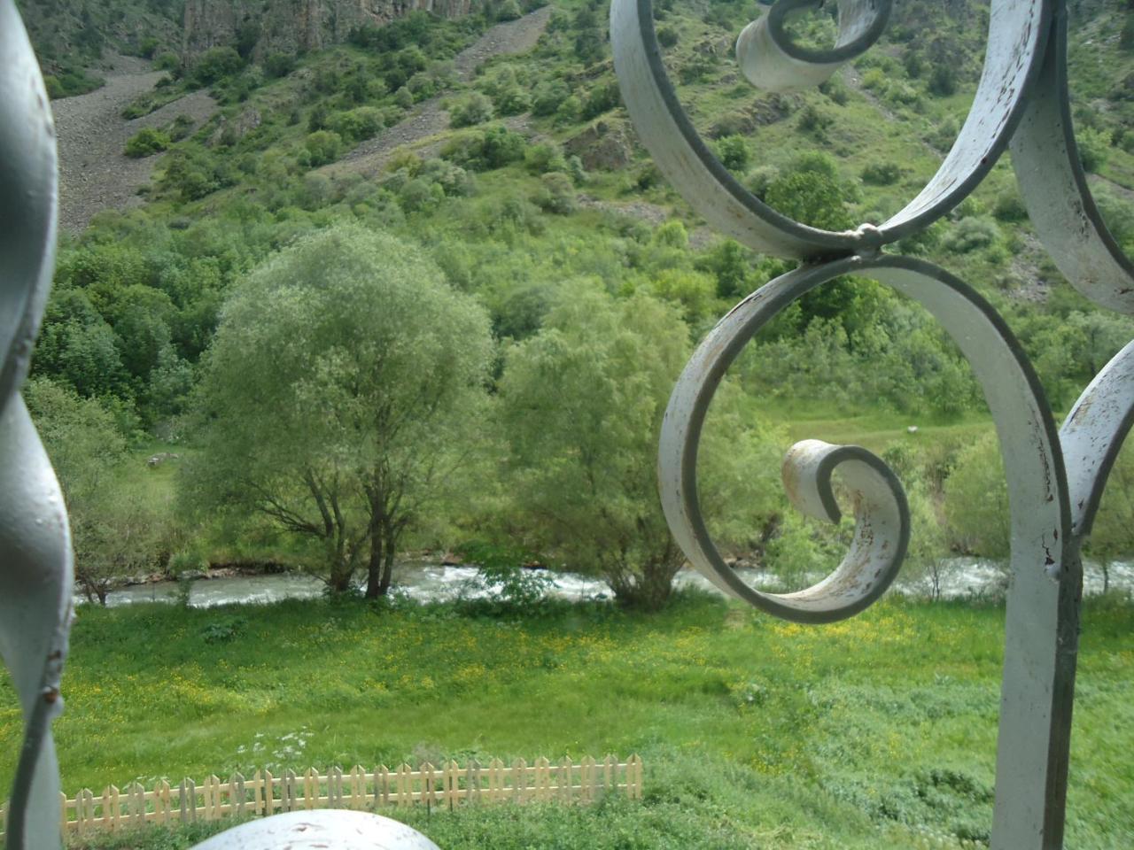 The River House Yeghegis Yekhegis Exterior foto